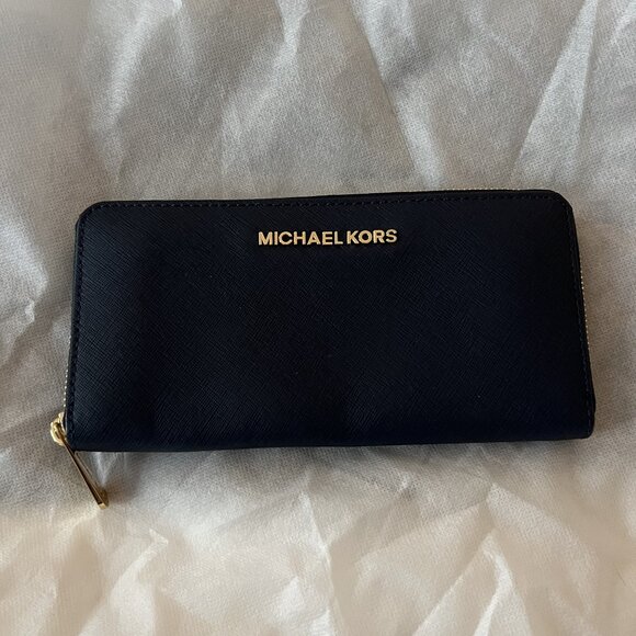 Michael Kors Large Continental Wallet, Zip Closure, Navy Blue/Gold (Like New) - Picture 1 of 6